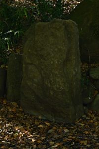 「岩石」　諫早神社 江戸池泉の復活